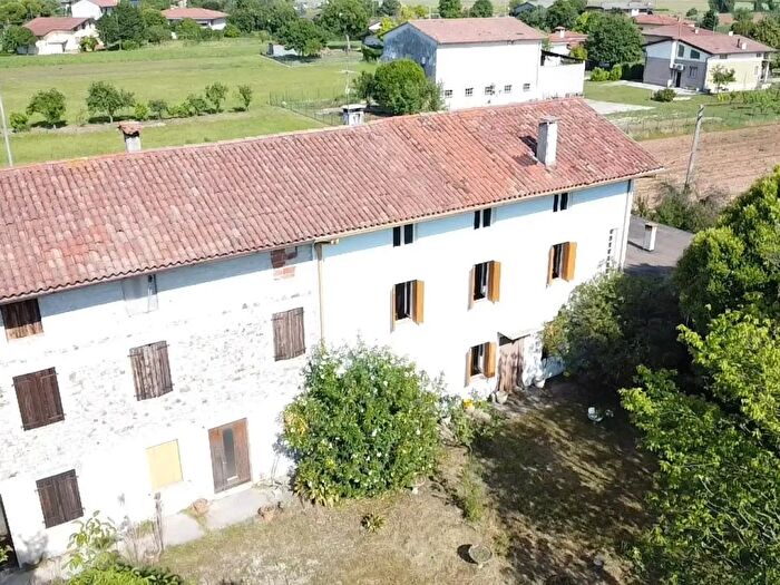 Casa trilocale in vendita in Via Martiri della Libertà, Sedegliano