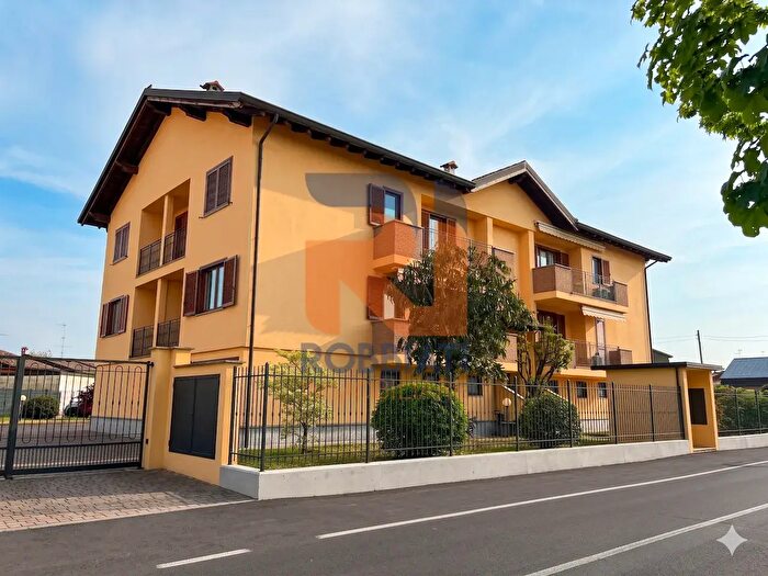 Appartamento bilocale in vendita in Via San Biagio, Garlasco