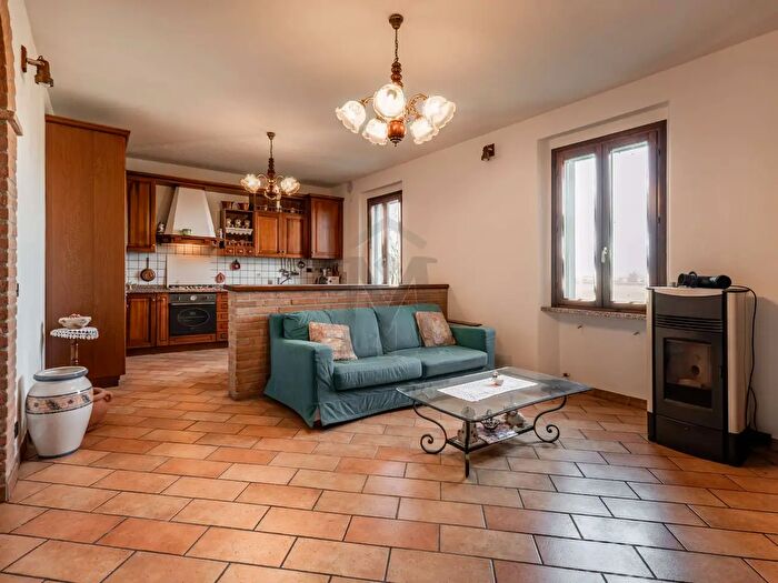 Appartamento con 6 locali in vendita in Domenico Sassi, Reggio Emilia