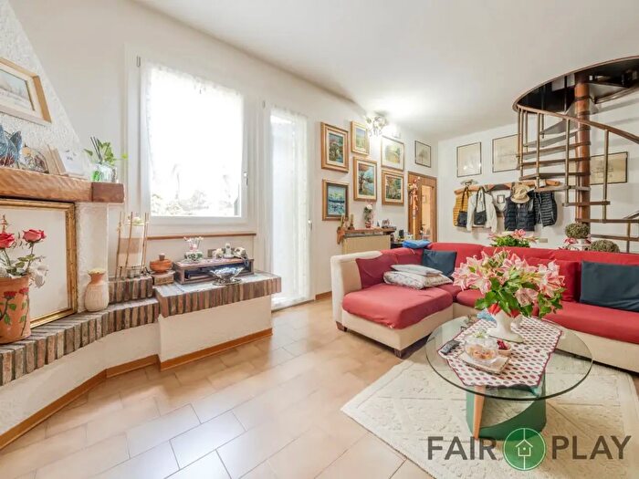 Casa quadrilocale in vendita in Via Achille Grandi, Russi
