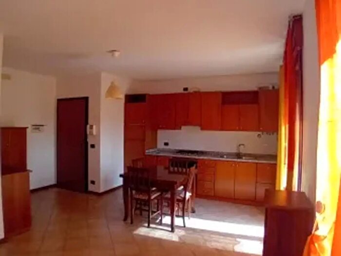 Appartamento trilocale in affitto in Via Sandro Pertini, Torreglia