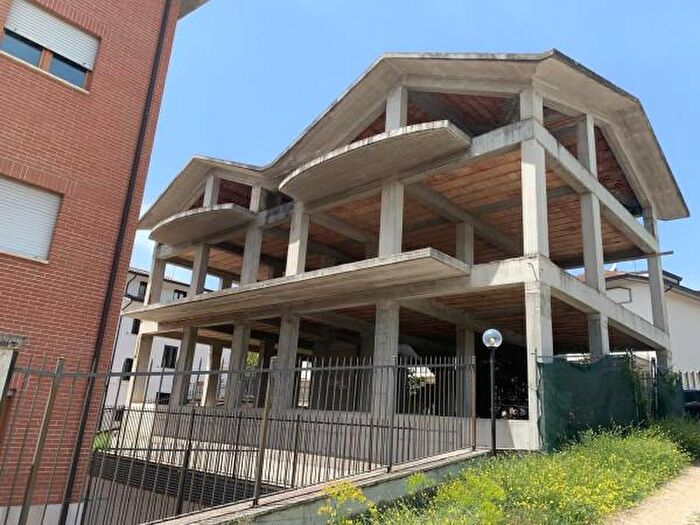 Casa in vendita in Via Modesto della Porta, LAquila