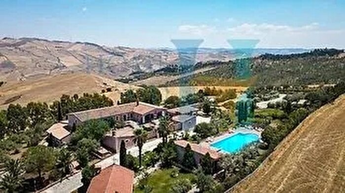 Casa in vendita in Mussomeli, Enna