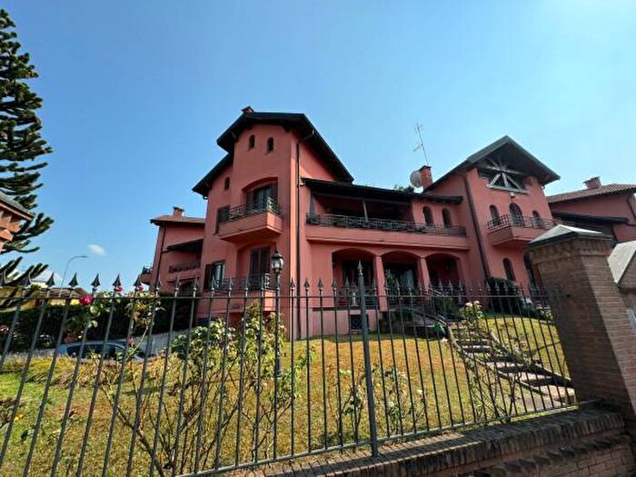 Appartamento trilocale in vendita in Via Bargigia, Trivolzio