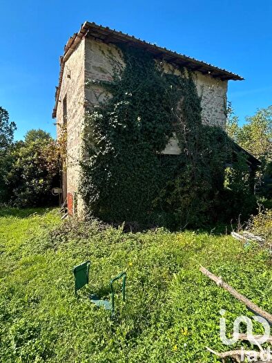 Casa con 10 locali in vendita in Via di Padule, Vicchio