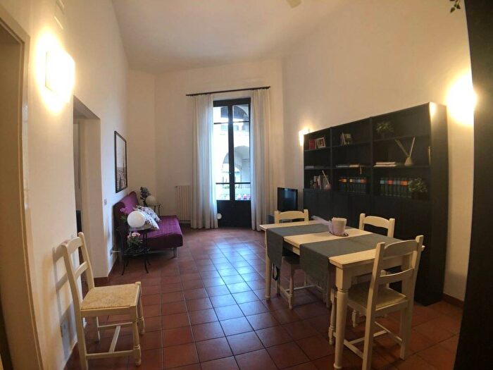 Appartamento bilocale in affitto in Piazza della Repubblica, Firenze