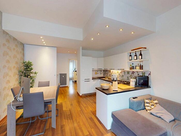 Appartamento bilocale in affitto in Via Lomellina, Madonna del Pilone, Torino