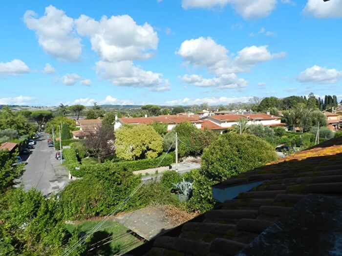 Appartamento trilocale in vendita in Via Ponte Valle Trave, Anguillara Sabazia