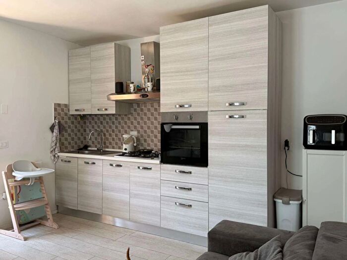 Appartamento trilocale in vendita in Via Don Giovanni Minzoni, Assisi