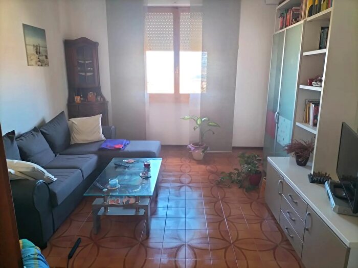 Appartamento con 5 locali in vendita in Via Felice Matteucci, Firenze