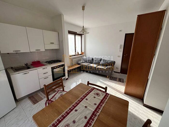 Appartamento bilocale in affitto in Via Dei Boldù, Centro, Schio