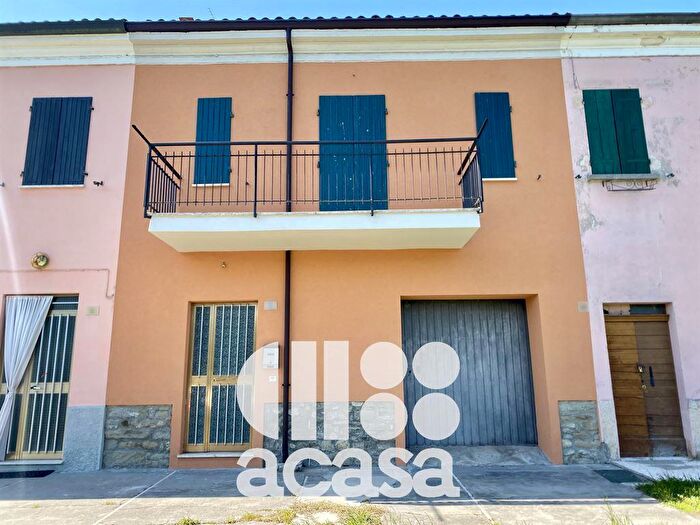 Casa quadrilocale in vendita in Mercato Saraceno