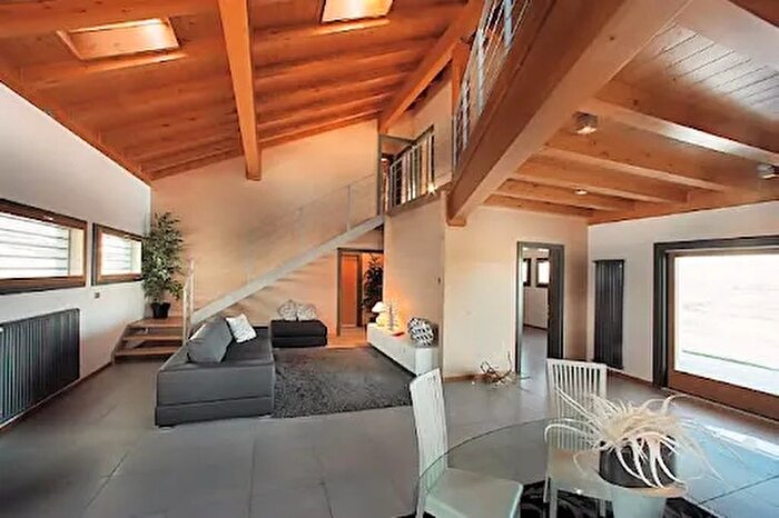 Casa in vendita in Via Meucci, Vigonza