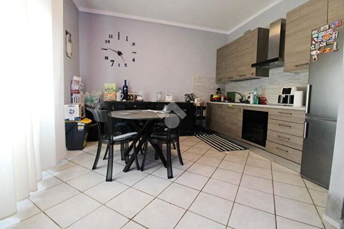 Appartamento quadrilocale in vendita in Via Isarco, Prato