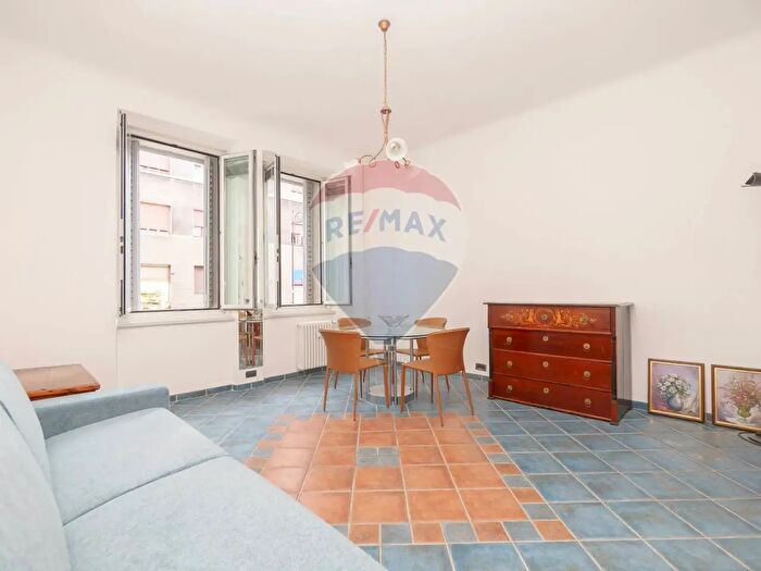 Appartamento con 5 locali in affitto in Via Santa Teresa, Trieste