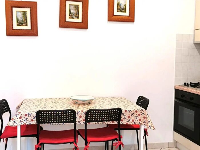 Appartamento bilocale in vendita in Via Piave, Varazze