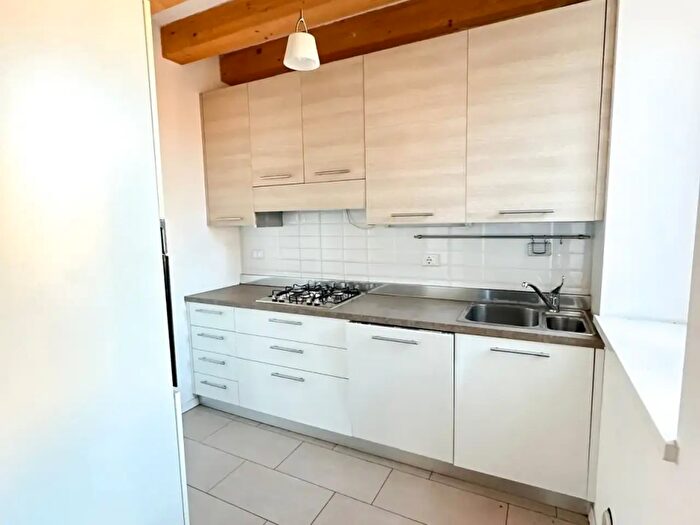 Appartamento trilocale in vendita in Vicolo Santa Maria Maddalena, Trento