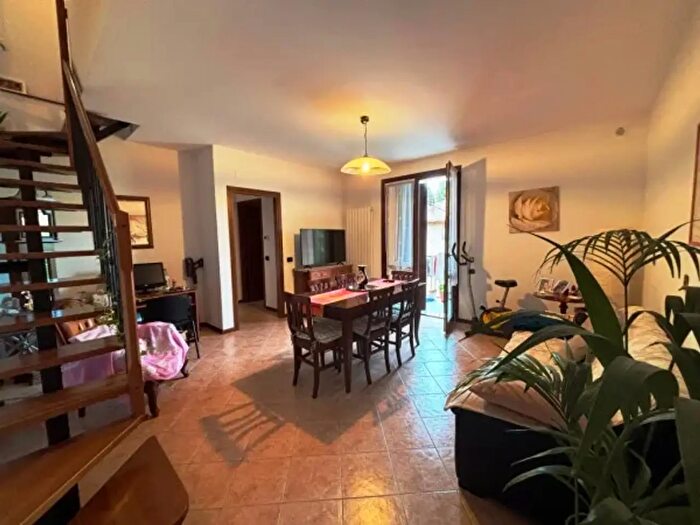 Appartamento con 5 locali in vendita in Via Sinistra Guerro a, Castelvetro Di Modena