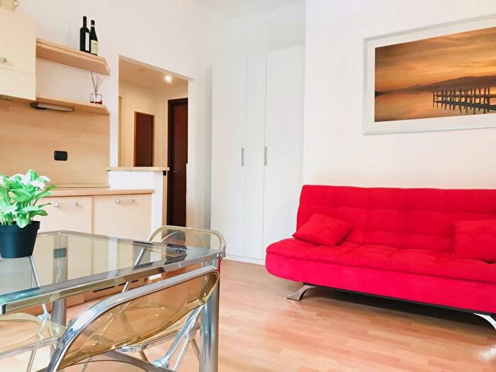 Appartamento bilocale in affitto in Via Giuseppe Broggi, Morgagni, Milano