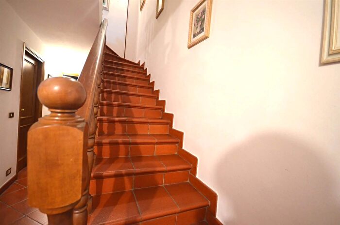 Casa con 6 locali in vendita in San Casciano in Val di Pesa, San Casciano In Val Di Pesa