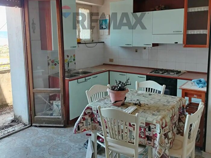 Appartamento quadrilocale in vendita in Viale Principe Umberto, Caltagirone