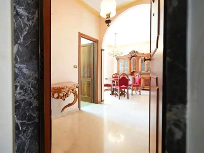Appartamento trilocale in vendita in Strada Aurelio Saffi, Parma