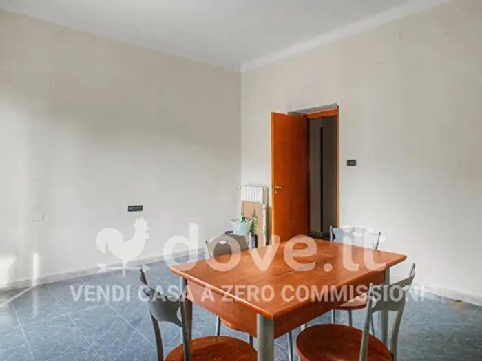 Appartamento trilocale in vendita in Via Lago di Varano, Taranto