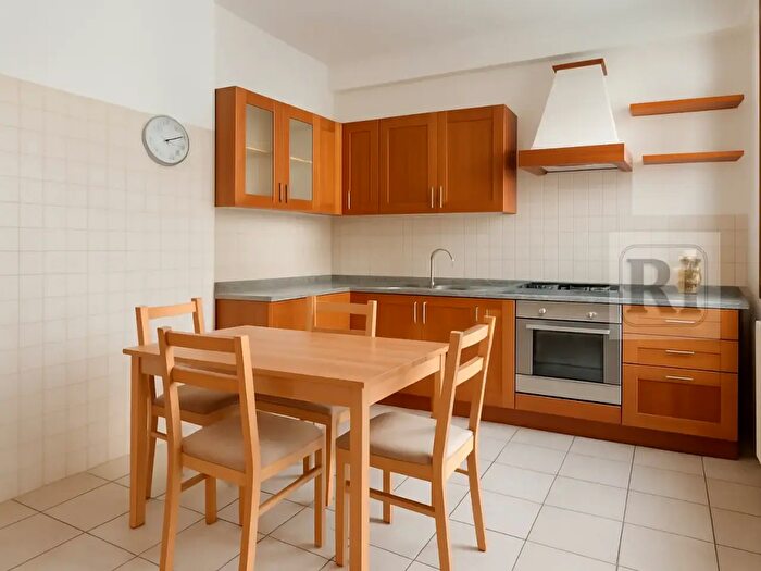 Appartamento trilocale in affitto in Via Nicolò Tartaglia, Padova