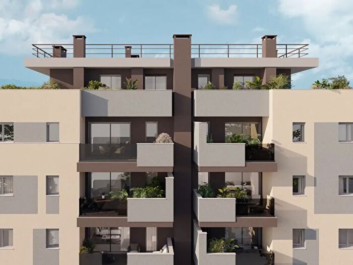 Appartamento trilocale in vendita in Via dell'Arcoveggio, Bologna