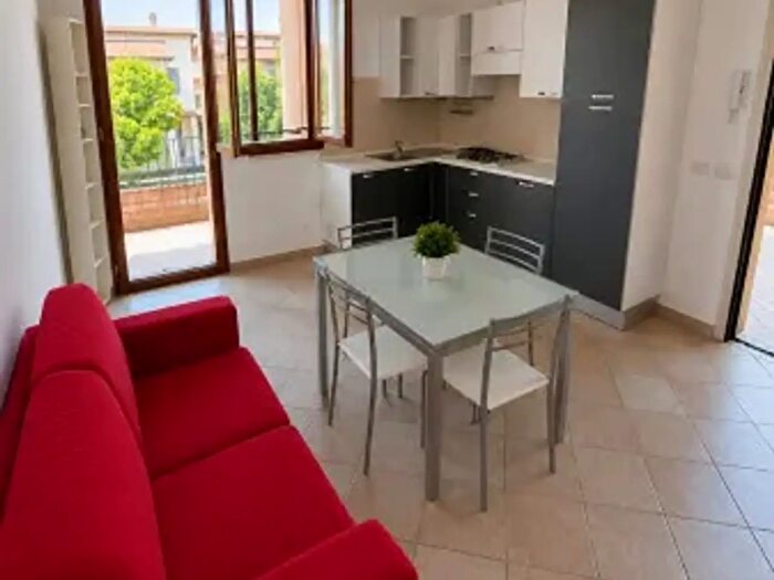 Appartamento trilocale in affitto in Via del Fiocco, Ravenna