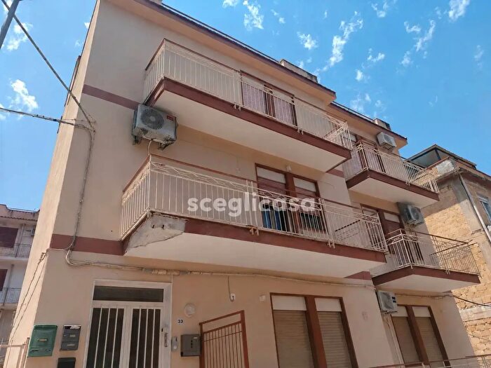Appartamento quadrilocale in vendita in Via Cagliari, Carini