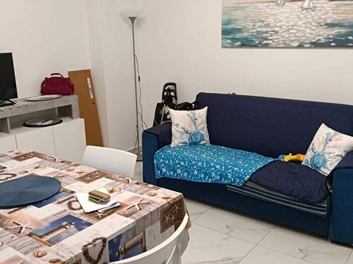 Appartamento trilocale in affitto in Via San Martino, Centro, Viareggio