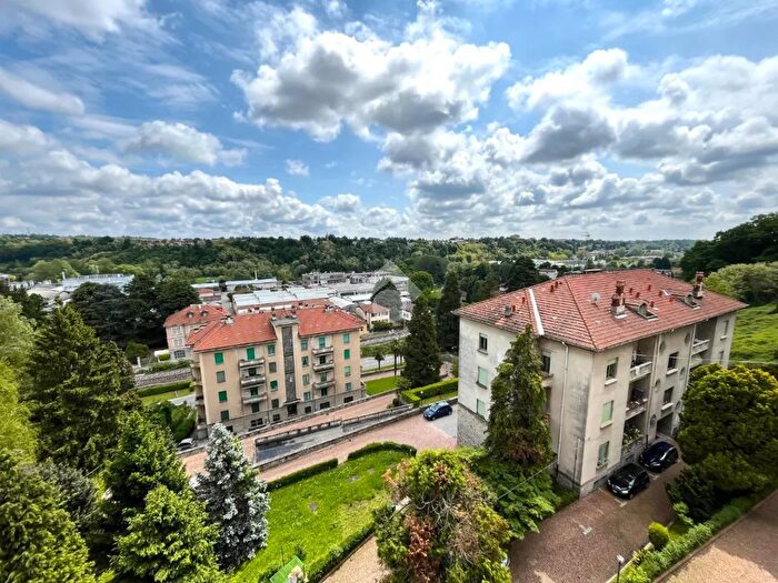 Appartamento bilocale in vendita in Via Ruzzella, Albizzate