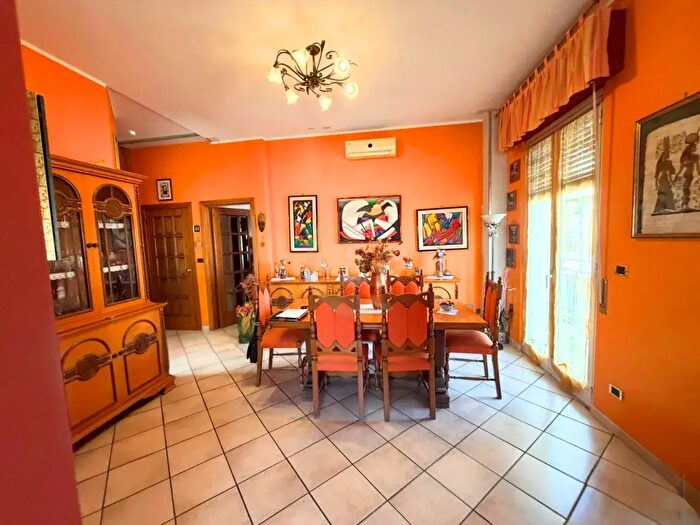 Appartamento trilocale in vendita in Via II Retta di Levante, Belpasso