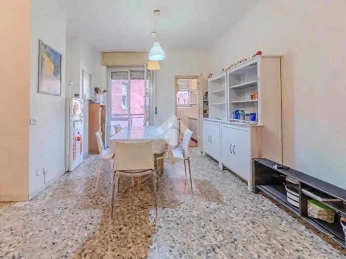 Appartamento trilocale in vendita in Via Luigi Pulci, Milano