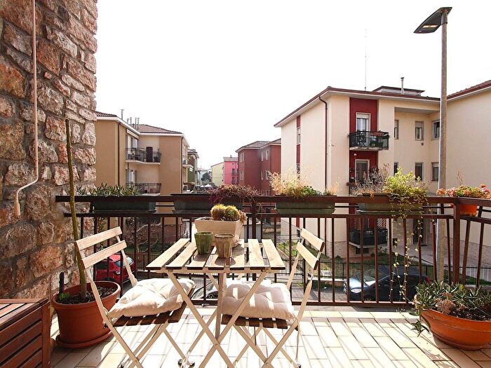 Appartamento quadrilocale in affitto in Via Carlo Pedrotti, Borgo Venezia, Verona