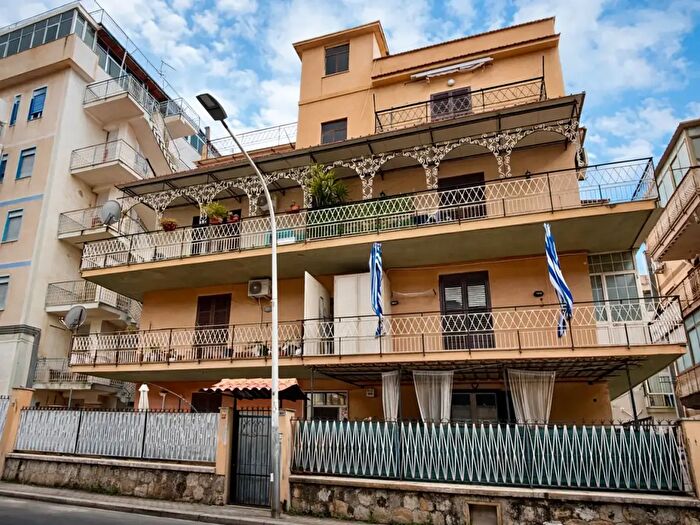 Appartamento trilocale in vendita in Via John Fitzgerald Kennedy, Capaci