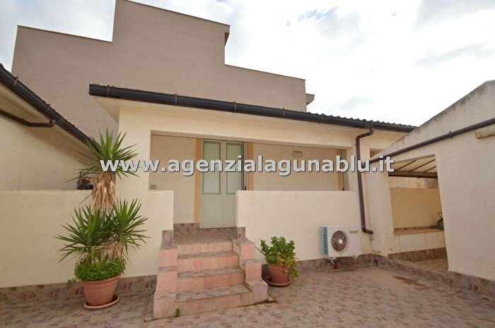 Casa quadrilocale in vendita in Via Val Demone, Mazara Del Vallo