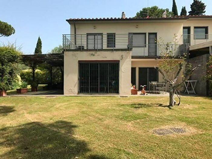 Appartamento con 6 locali in affitto in VIA DI BELLOSGUARDO, Marignolle Bellosguardo, Firenze