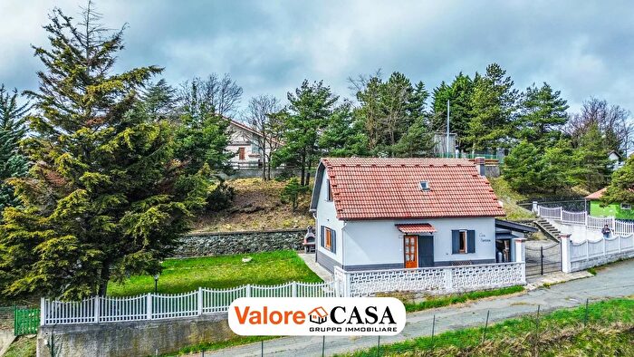 Casa quadrilocale in vendita in Ponzone