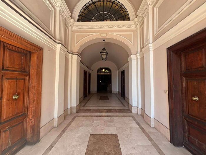 Appartamento quadrilocale in affitto in Corso d'Italia, Pinciano Villa Ada, Roma