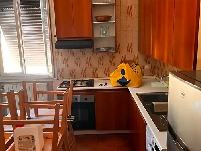 Appartamento quadrilocale in affitto in Massa