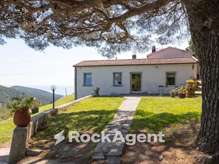 Casa quadrilocale in vendita in Via delle Vignacce, Livorno