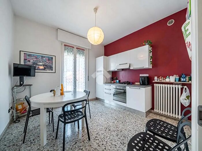 Appartamento quadrilocale in vendita in Via Calvi, Verona