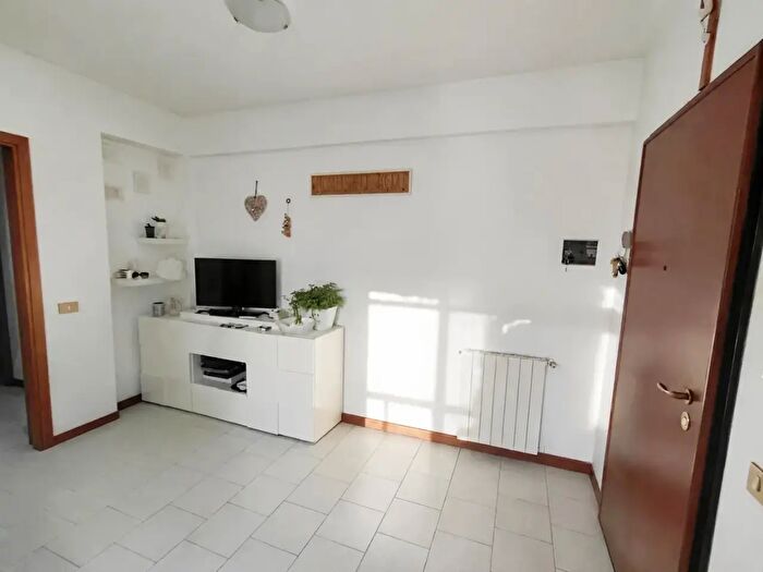 Appartamento trilocale in vendita in Pisa