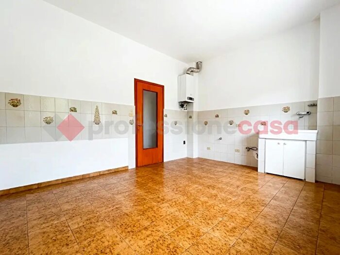 Appartamento con 5 locali in vendita in Via Carli, Verona