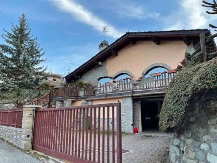 Casa monolocale in vendita in Frazione ArpuillesCapoluogo, Aosta