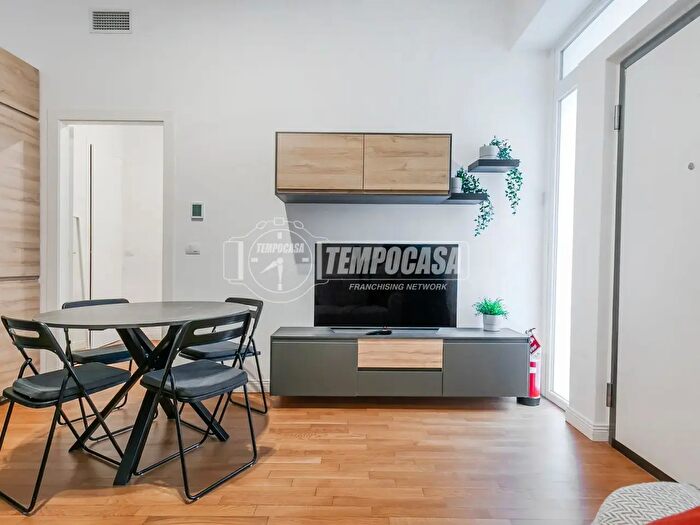 Appartamento bilocale in vendita in Via Matteo Bandello, Milano