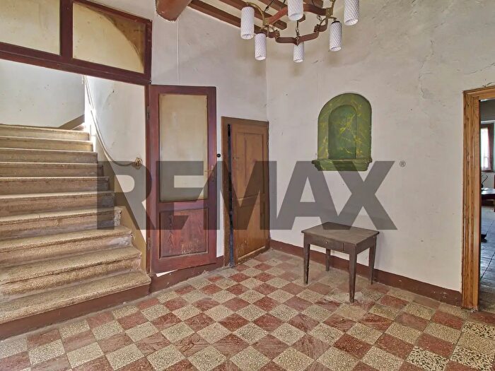 Appartamento con 19 locali in vendita in Castiglion Fibocchi