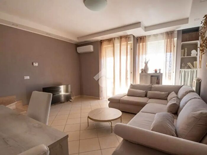 Appartamento quadrilocale in vendita in Via Alessandro Capotosti, Santa Marinella